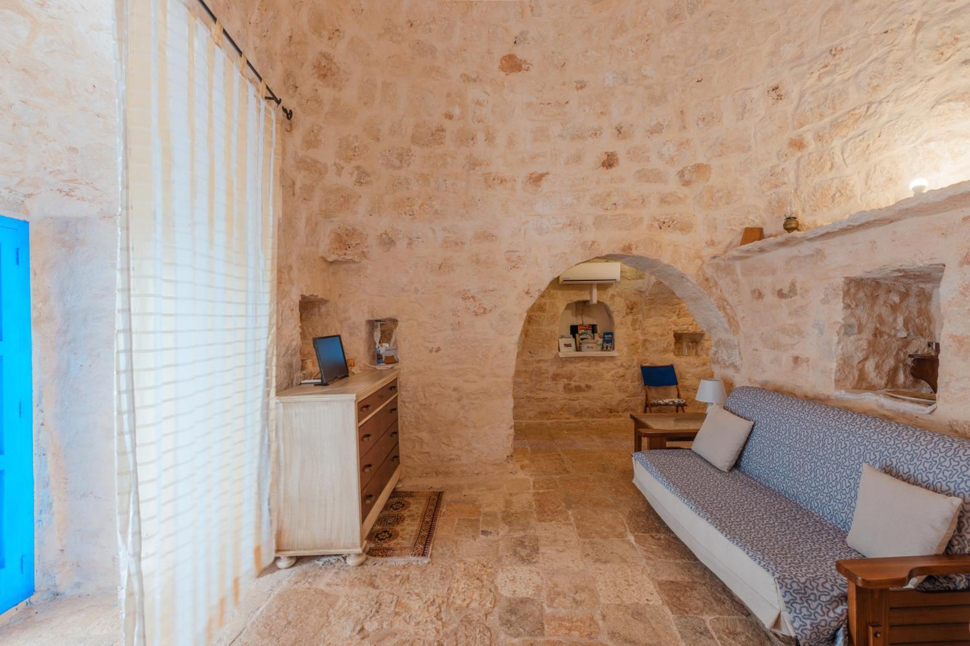 Trullo Tarantini Con Piscina Privata Apartment Latiano Екстериор снимка