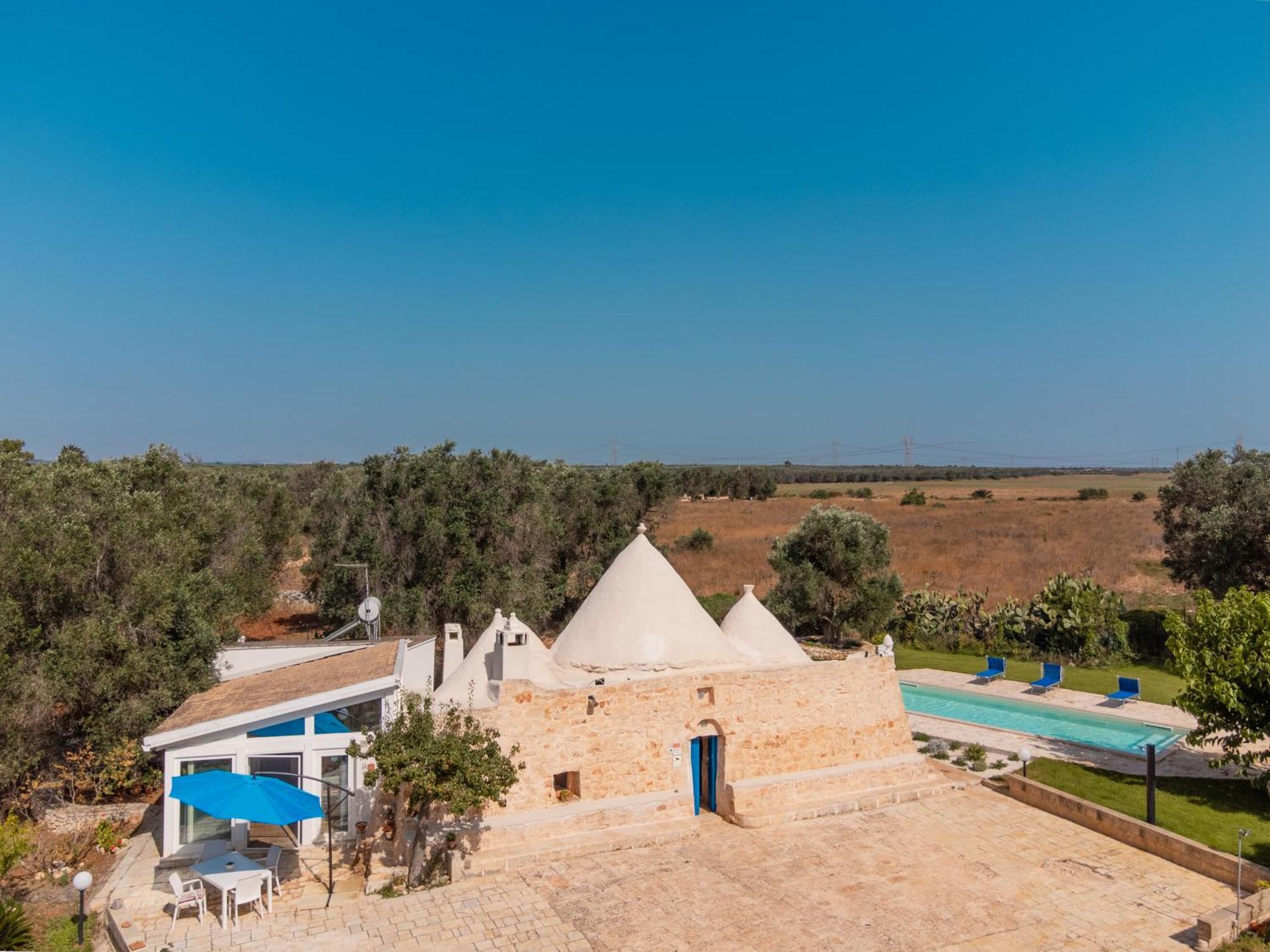 Trullo Tarantini Con Piscina Privata Apartment Latiano Екстериор снимка