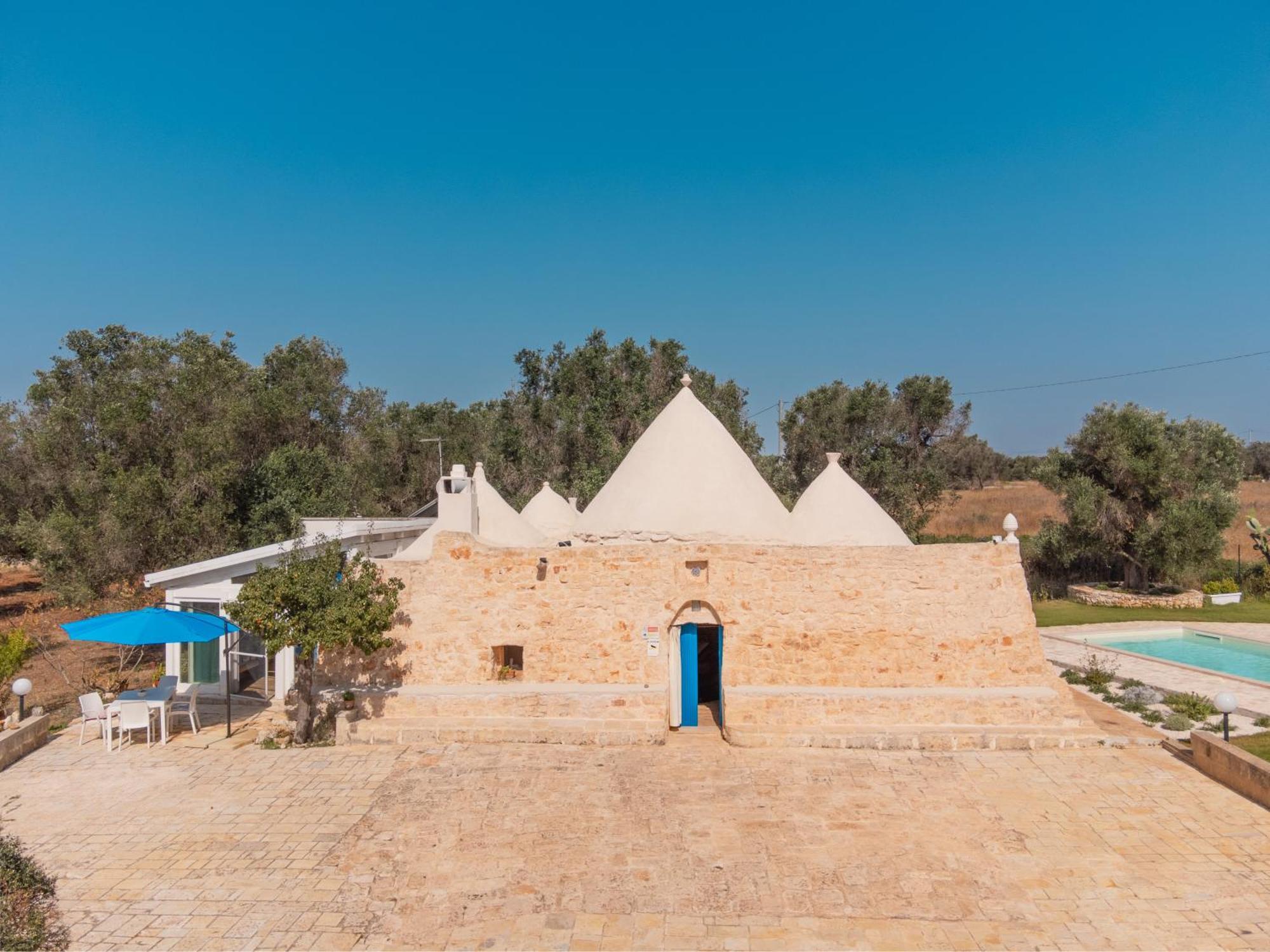 Trullo Tarantini Con Piscina Privata Apartment Latiano Екстериор снимка